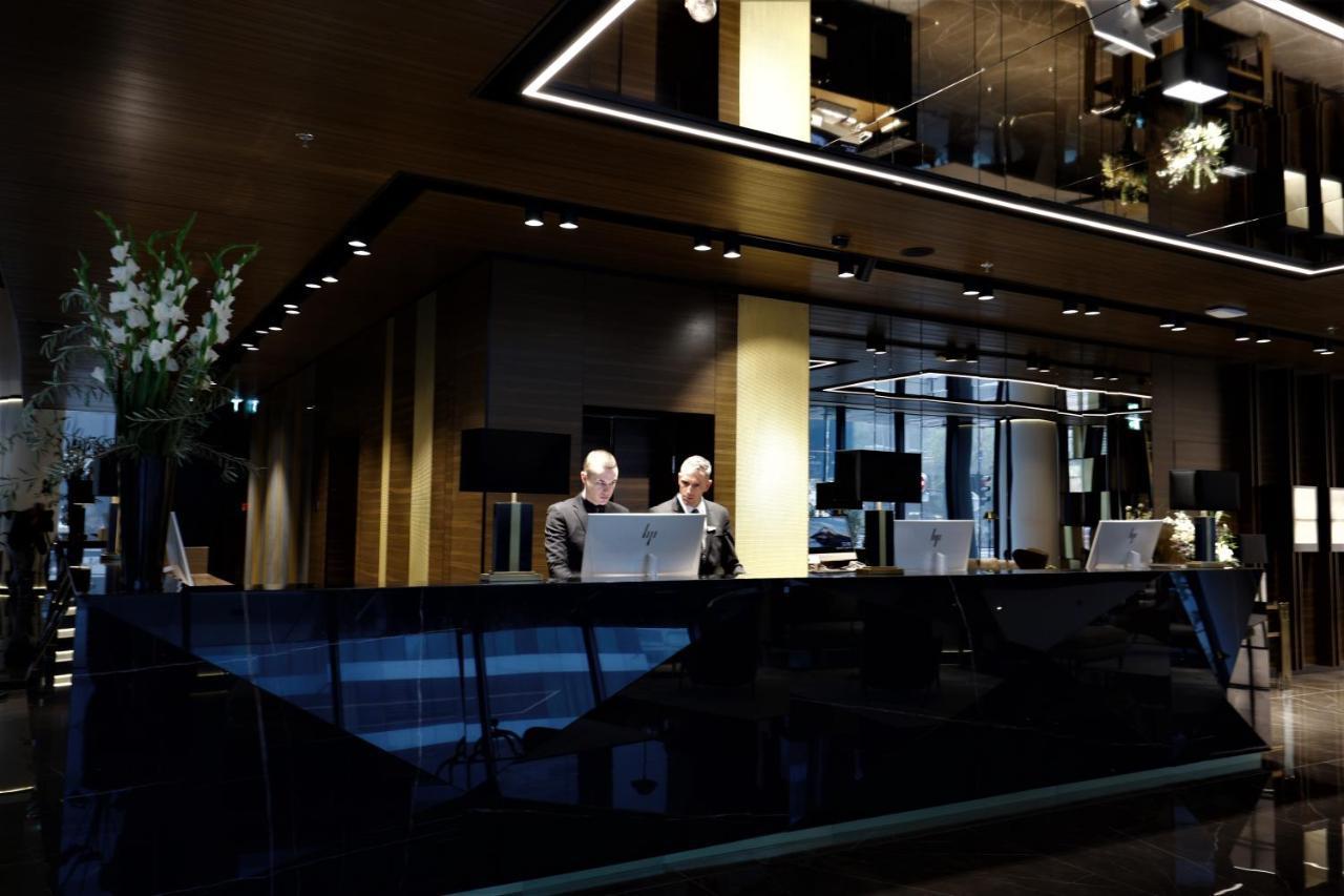 Grand Plaza Hotel & Congress Center Lubiana Esterno foto Reception at the InterContinental Berlin
