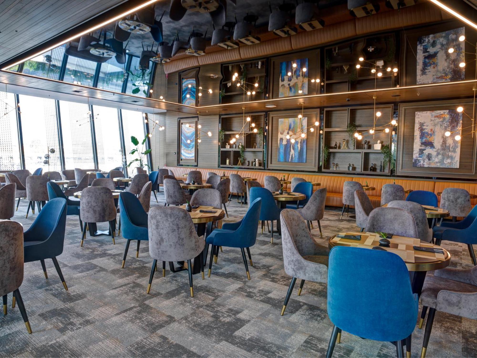Grand Plaza Hotel & Congress Center Lubiana Esterno foto The interior of the restaurant